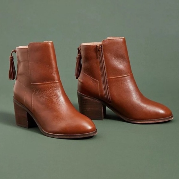 Anthropologie Liendo Arctic Leather Tassle Booties - Picture 1 of 11